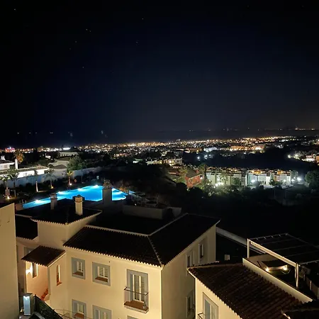 Luxury Seaview * Εστεπόνα