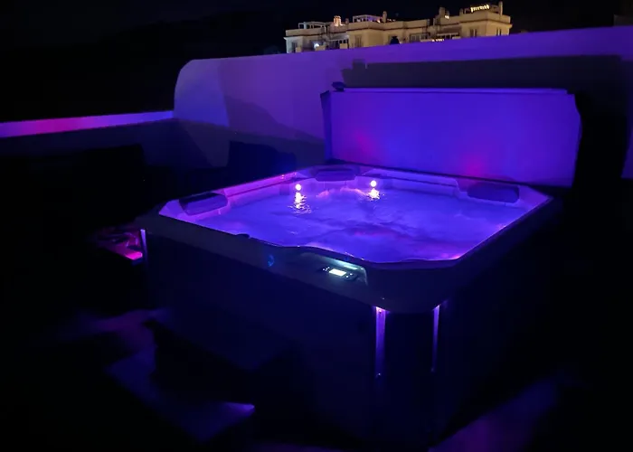 アパート Luxury Seaview エステポナ